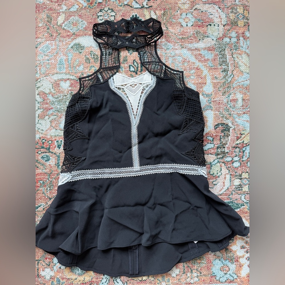 Jonathan Simkhai M black top white lace appliqué halter neck
